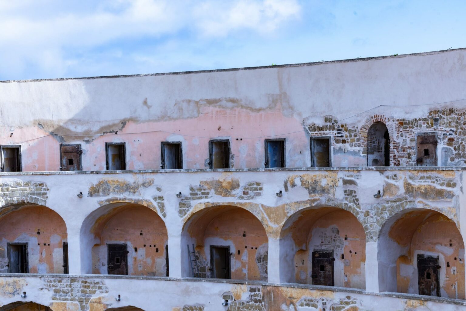 A2-P2-40 A2-P2-39 A2-P2-38 A2-P2-37 A2-P2-36 A2-P2-35 A2-P2-34 A2-P2-33 A2-P2-32 20250905 5L3A6466